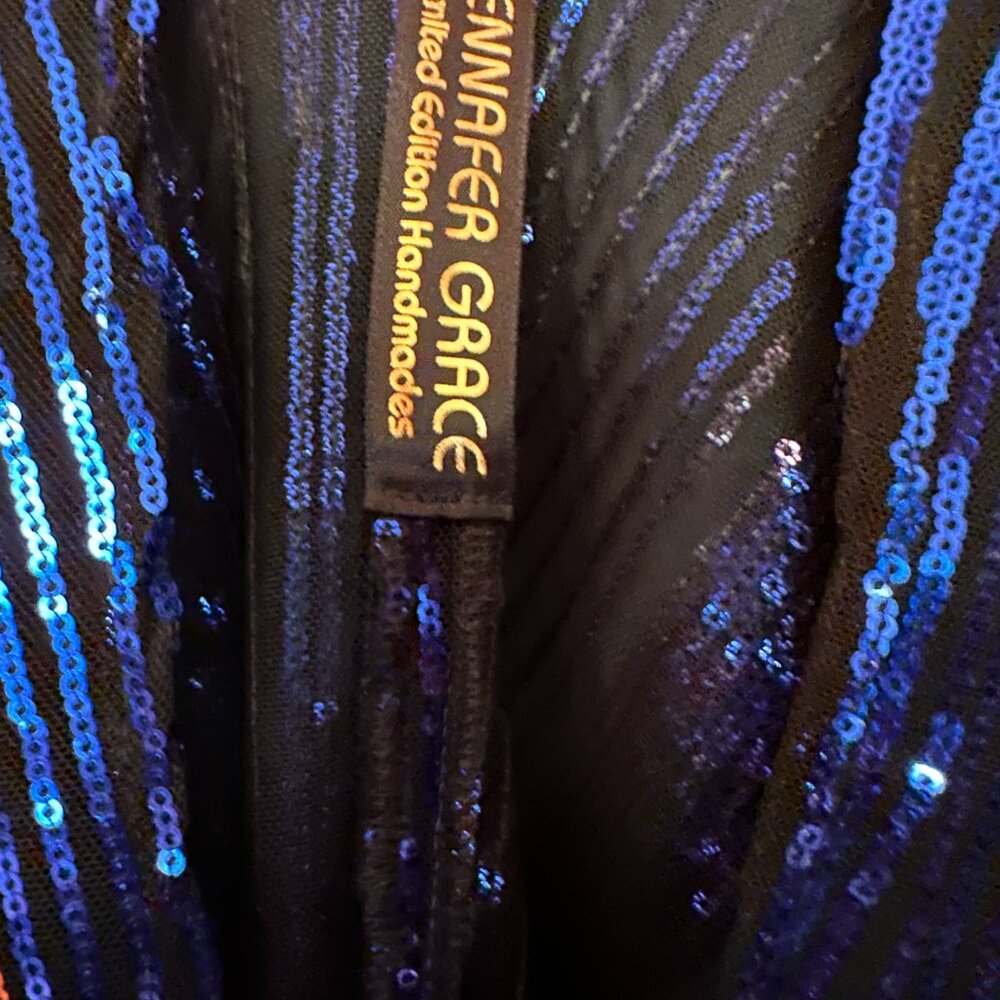 Color-Shifting Sequin Caftan | Jennafer Grace | Petite/XL Fit - Picture 7 of 11